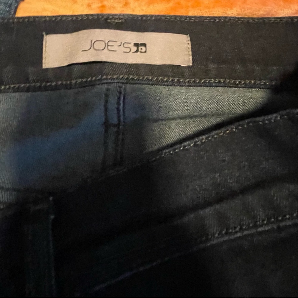 Joe’s mens black denim size 33.